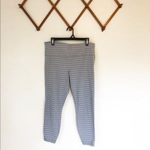 XL Athleta 7/8 Length Leggings, Gray & White